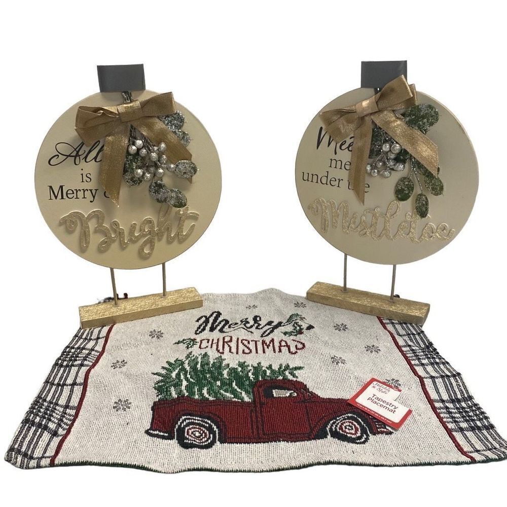 HOLIDAY‎ Decorative Gold & Silver Desk Top Signs (2) With (1) Tapestry Placemat